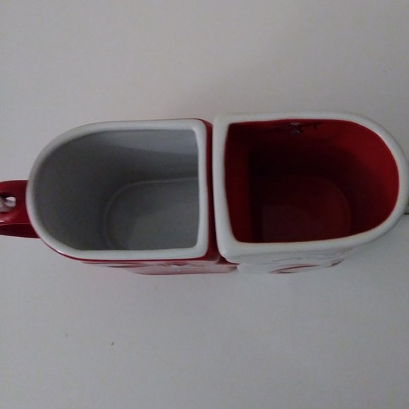 Cute Kissing Coffee Mug  Uniquely Romantic 2 PC. Set with Two Spoons - Picture 4 of 15